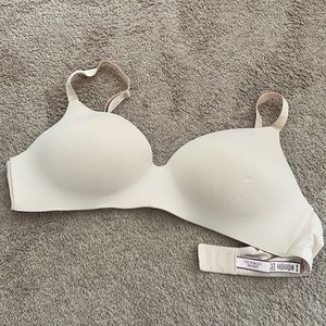 Victoria’s Secret bra